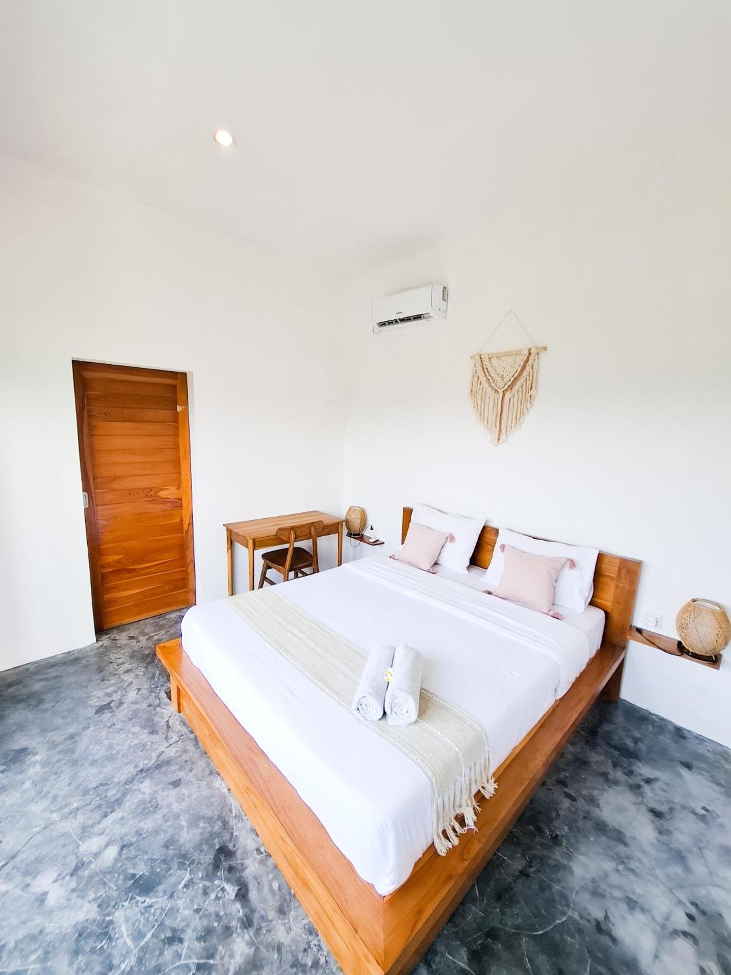 Turtle House Surf & Stay Airsatang 外观 照片
